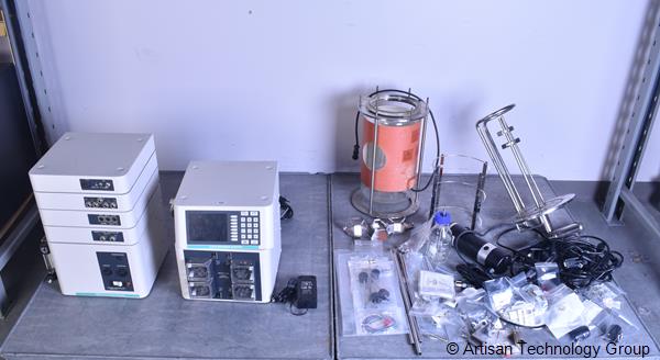 Zestaw BioFlo 110 z naczyniem, Primary Control Unit, stosem modułów i akcesoriami