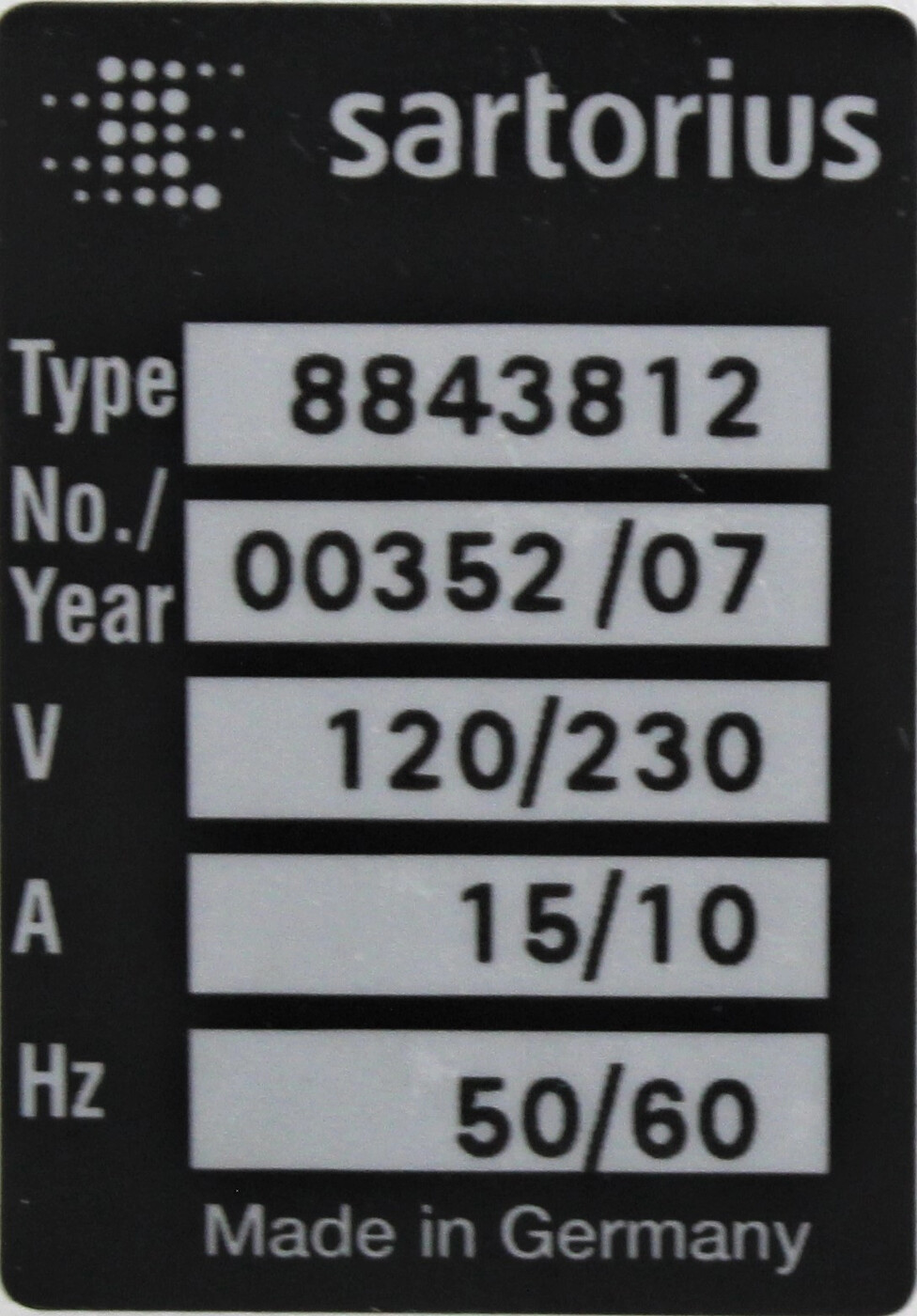 Tabliczka znamionowa Sartorius typu 8843812 z rokiem 2007