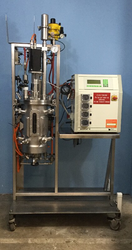 B. Braun BIOSTAT C z naczyniem C10-2 i starszą jednostką sterującą