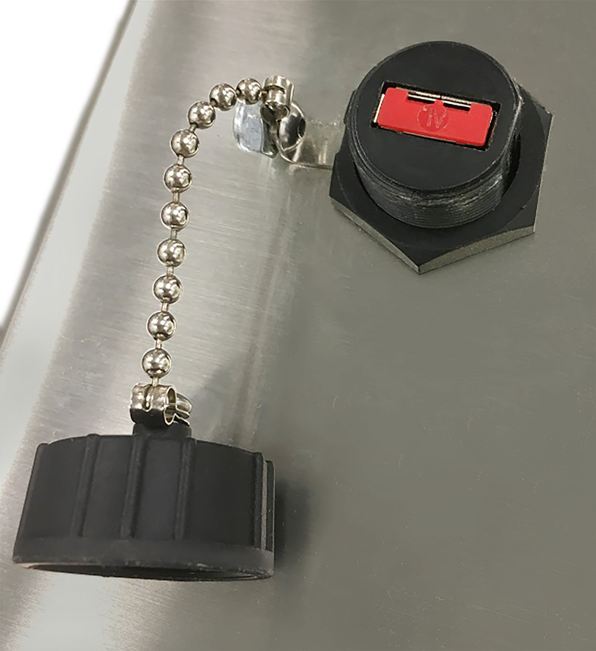 Tylne porty USB HMI używane m.in. podczas kalibracji sond