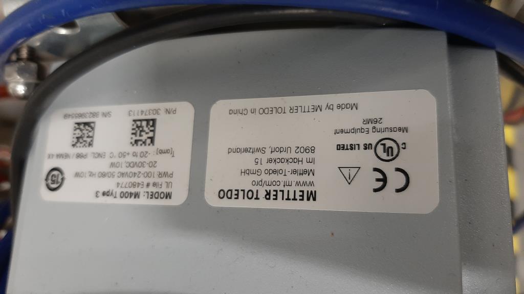 Tabliczka urządzenia Mettler Toledo potwierdzająca model M400 Type 3