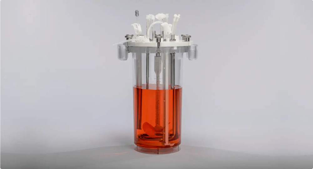 Culture Biosciences Cloud Lab Bioreactor 250 mL (legacy) — fotografia rodziny tego samego producenta, użyta kontekstowo; nie dowodzi exact konfiguracji.