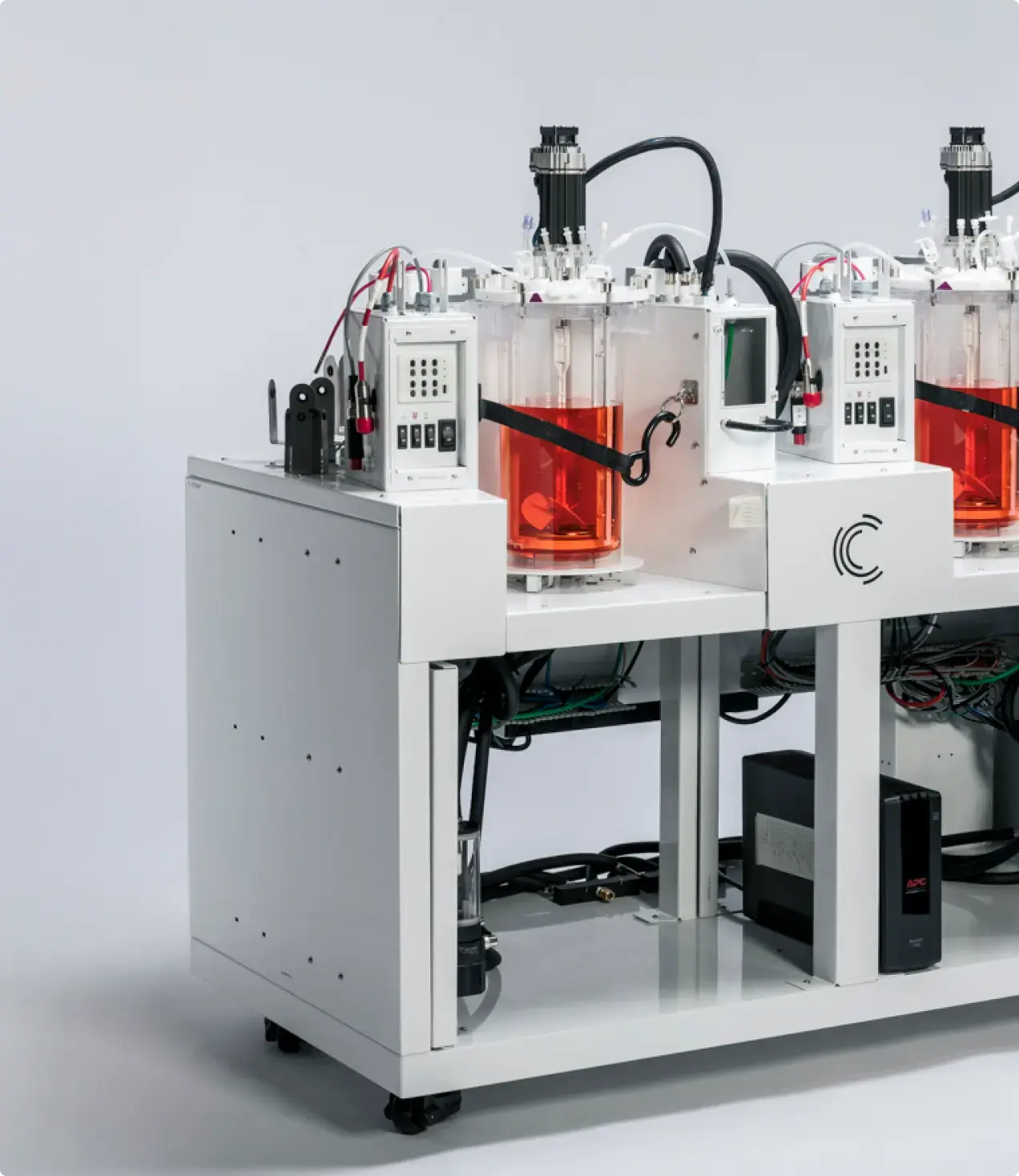 Culture Biosciences Cloud Lab Bioreactor 250 mL (legacy) — fotografia rodziny tego samego producenta, użyta kontekstowo; nie dowodzi exact konfiguracji.