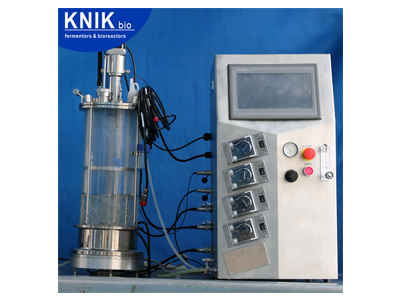 KNIKBIO XGC-mini/XGJ-mini/XGJA-mini Micro Bioreactor — fotografia lub widok przypisany przez producenta do tej karty/rodziny.